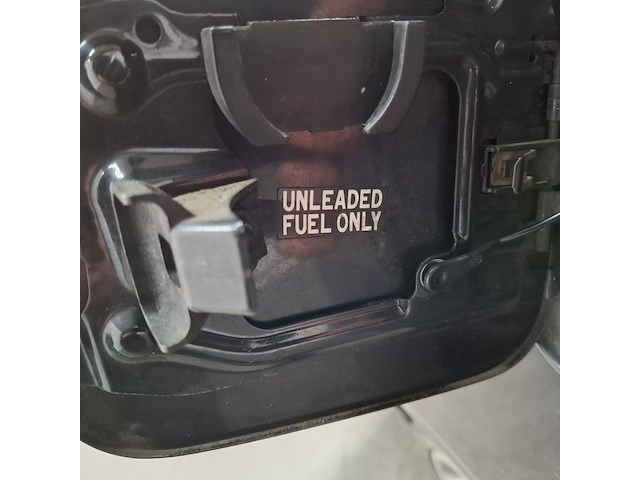 Personenauto, lexus, is, 200 sport, 1999 - afbeelding 33 van  49