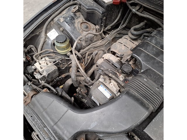 Personenauto, lexus, is, 200 sport, 1999 - afbeelding 39 van  49