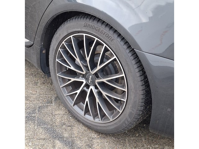 Personenauto lexus, ls460, grijs, bouwjaar 2011 - afbeelding 4 van  41