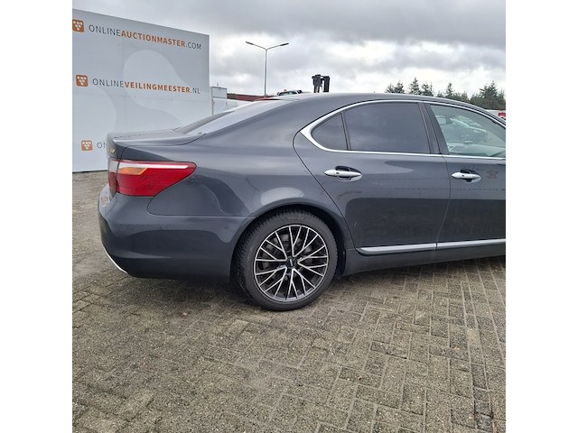 Personenauto lexus, ls460, grijs, bouwjaar 2011 - afbeelding 37 van  41