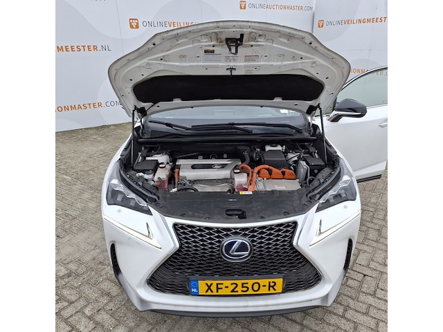 Personenauto lexus, nx 300h awd, wit, bouwjaar 2016 - afbeelding 9 van  53