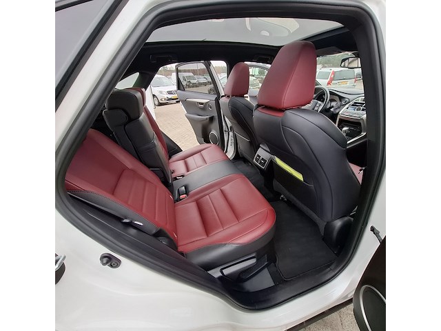 Personenauto lexus, nx 300h awd, wit, bouwjaar 2016 - afbeelding 35 van  53