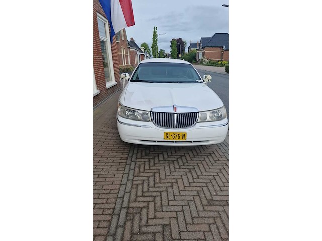 Personenauto, lincoln, town car, 4.6 signature, wit, 1998 - afbeelding 3 van  10