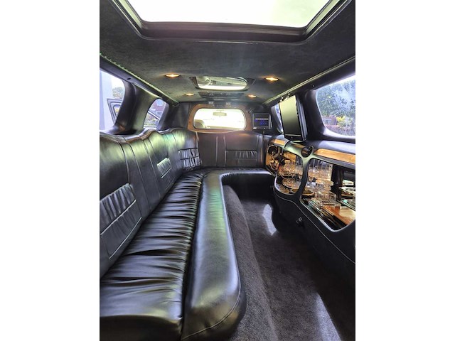 Personenauto, lincoln, town car, 4.6 signature, wit, 1998 - afbeelding 7 van  10