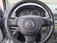 Personenauto, mazda, 2, 1.4 exclusive, 2004 - afbeelding 4 van  13