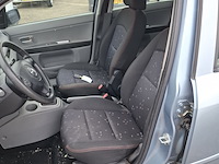 Personenauto, mazda, 2, 1.4 exclusive, 2004 - afbeelding 10 van  13