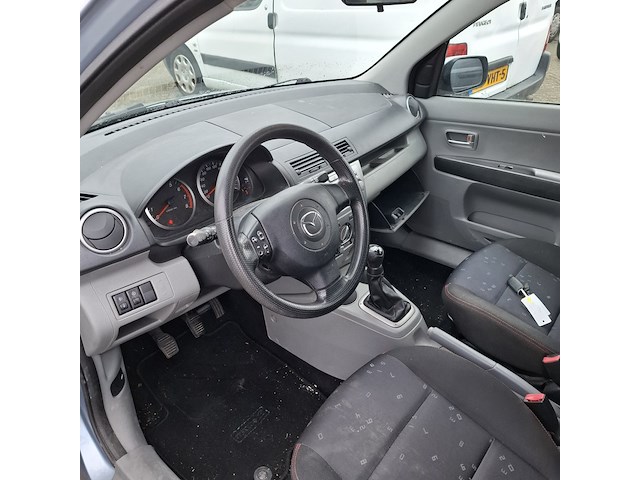 Personenauto, mazda, 2, 1.4 exclusive, 2004 - afbeelding 11 van  13