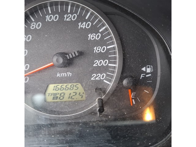 Personenauto, mazda, 2, 1.4 exclusive, 2004 - afbeelding 12 van  13