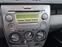 Personenauto, mazda, 2, 1.4 exclusive, 2004 - afbeelding 13 van  13