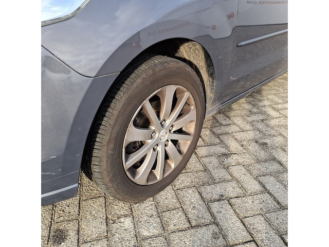 Personenauto mazda, 5 1.8, grijs, bouwjaar 2007 - afbeelding 3 van  56