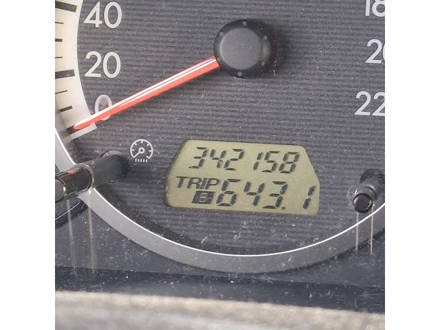 Personenauto mazda, 5 1.8, grijs, bouwjaar 2007 - afbeelding 28 van  56