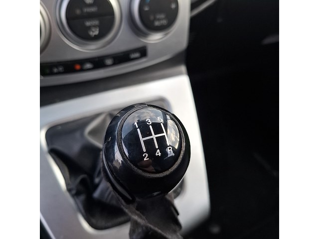 Personenauto mazda, 5 1.8, grijs, bouwjaar 2007 - afbeelding 35 van  56