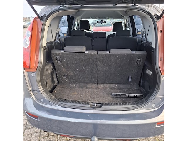 Personenauto mazda, 5 1.8, grijs, bouwjaar 2007 - afbeelding 40 van  56