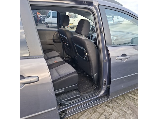 Personenauto mazda, 5 1.8, grijs, bouwjaar 2007 - afbeelding 43 van  56