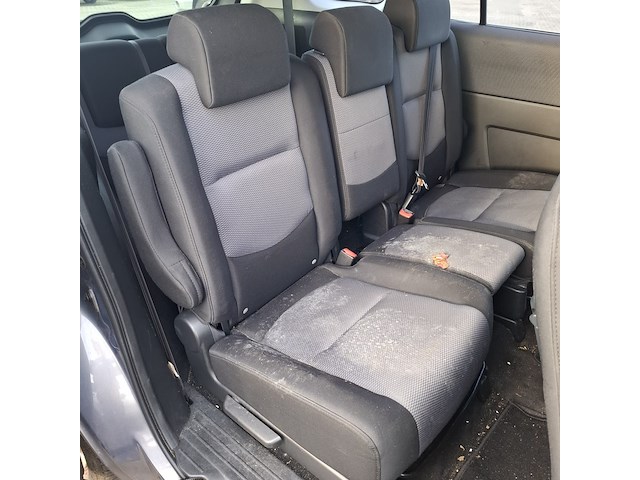 Personenauto mazda, 5 1.8, grijs, bouwjaar 2007 - afbeelding 44 van  56