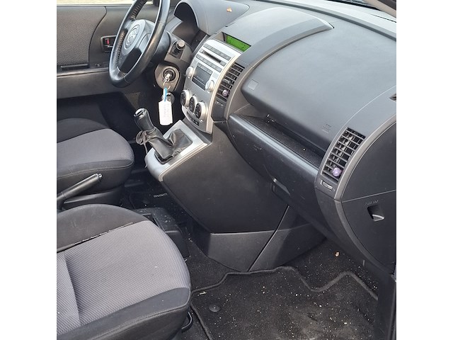 Personenauto mazda, 5 1.8, grijs, bouwjaar 2007 - afbeelding 49 van  56