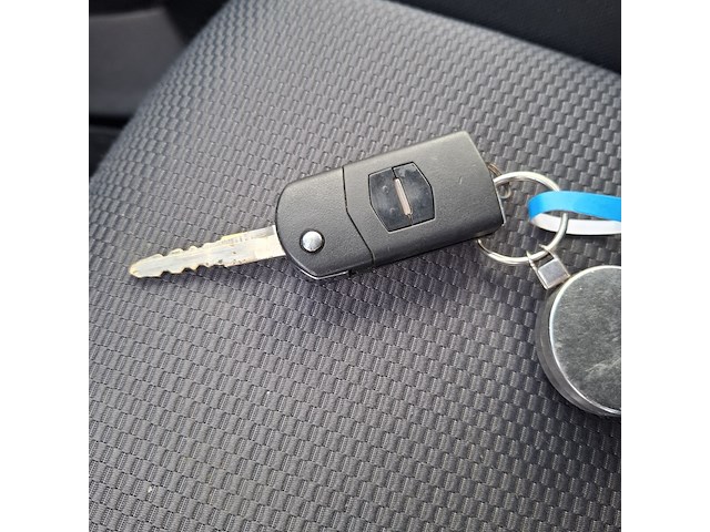 Personenauto mazda, 5 1.8, grijs, bouwjaar 2007 - afbeelding 51 van  56