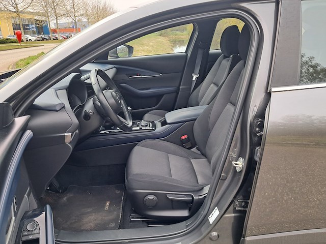 Personenauto, mazda, cx-30, 2.0 e-skyactiv-g m hybrid comfort, donkergrijs / antraciet, 2020 - afbeelding 10 van  42