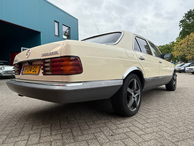 Personenauto, mercedes-benz, 200-280 (w123), 300 d 5 cyl., geel, 1982 - afbeelding 5 van  25