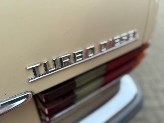 Personenauto, mercedes-benz, 200-280 (w123), 300 d 5 cyl., geel, 1982 - afbeelding 17 van  25