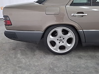 Personenauto, mercedes-benz, 200-500 (w124), 260 e, bruin, 1986 - afbeelding 6 van  55
