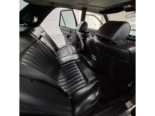 Personenauto, mercedes-benz, 200-500 (w124), 260 e, bruin, 1986 - afbeelding 32 van  55