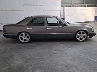 Personenauto, mercedes-benz, 200-500 (w124), 260 e, bruin, 1986 - afbeelding 34 van  55