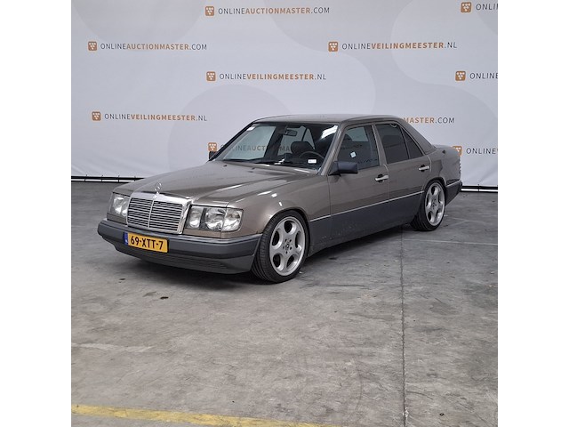Personenauto, mercedes-benz, 200-500 (w124), 260 e, bruin, 1986 - afbeelding 1 van  55