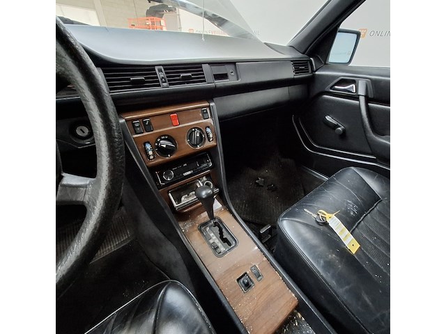 Personenauto, mercedes-benz, 200-500 (w124), 260 e, bruin, 1986 - afbeelding 27 van  55
