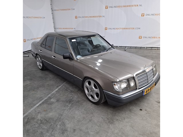 Personenauto, mercedes-benz, 200-500 (w124), 260 e, bruin, 1986 - afbeelding 23 van  55
