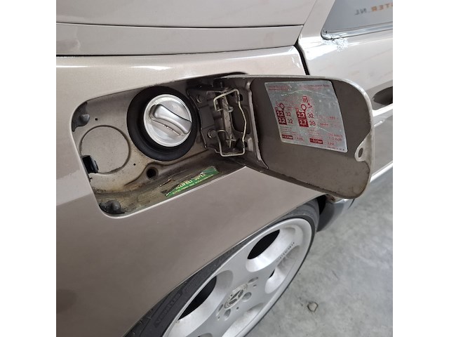 Personenauto, mercedes-benz, 200-500 (w124), 260 e, bruin, 1986 - afbeelding 37 van  55