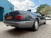 Personenauto, mercedes-benz, 200-500 (w124), 300 ce, zwart, 1986 - afbeelding 3 van  29