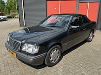 Personenauto, mercedes-benz, 200-500 (w124), 300 ce, zwart, 1986 - afbeelding 19 van  29