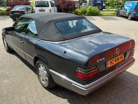 Personenauto, mercedes-benz, 200-500 (w124), 300 ce, zwart, 1986 - afbeelding 21 van  29