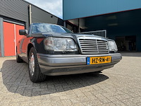 Personenauto, mercedes-benz, 200-500 (w124), 300 ce, zwart, 1986 - afbeelding 12 van  29