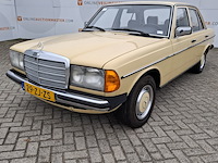 Personenauto mercedes-benz, 200 d, geel, bouwjaar 1980 - afbeelding 7 van  40