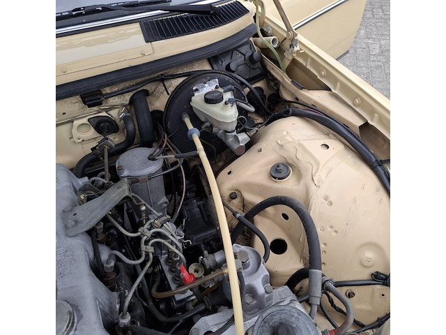 Personenauto mercedes-benz, 200 d, geel, bouwjaar 1980 - afbeelding 11 van  40