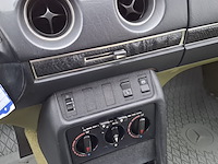 Personenauto mercedes-benz, 200 d, geel, bouwjaar 1980 - afbeelding 20 van  40