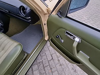 Personenauto mercedes-benz, 200 d, geel, bouwjaar 1980 - afbeelding 29 van  40