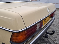Personenauto mercedes-benz, 200 d, geel, bouwjaar 1980 - afbeelding 33 van  40