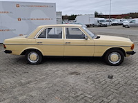 Personenauto mercedes-benz, 200 d, geel, bouwjaar 1980 - afbeelding 34 van  40