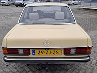 Personenauto mercedes-benz, 200 d, geel, bouwjaar 1980 - afbeelding 37 van  40