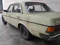 Personenauto, mercedes-benz, 230, 230, 1977 - afbeelding 2 van  79