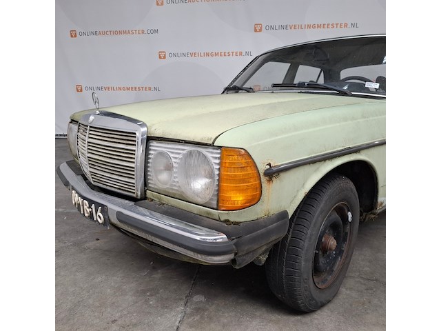 Personenauto, mercedes-benz, 230, 230, 1977 - afbeelding 9 van  79