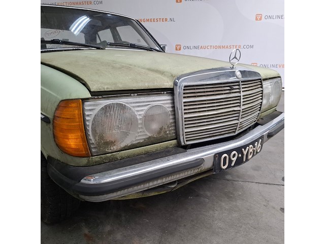 Personenauto, mercedes-benz, 230, 230, 1977 - afbeelding 11 van  79