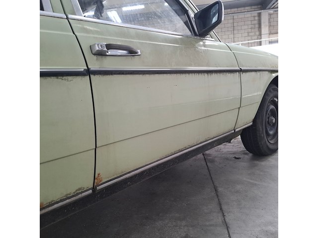 Personenauto, mercedes-benz, 230, 230, 1977 - afbeelding 18 van  79