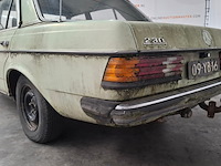 Personenauto, mercedes-benz, 230, 230, 1977 - afbeelding 25 van  79