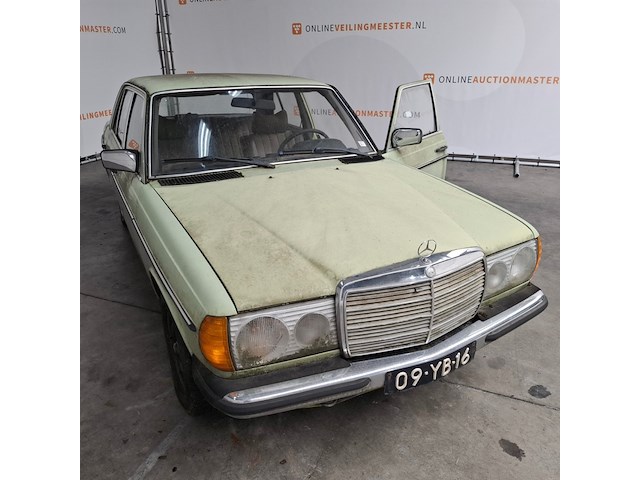 Personenauto, mercedes-benz, 230, 230, 1977 - afbeelding 75 van  79