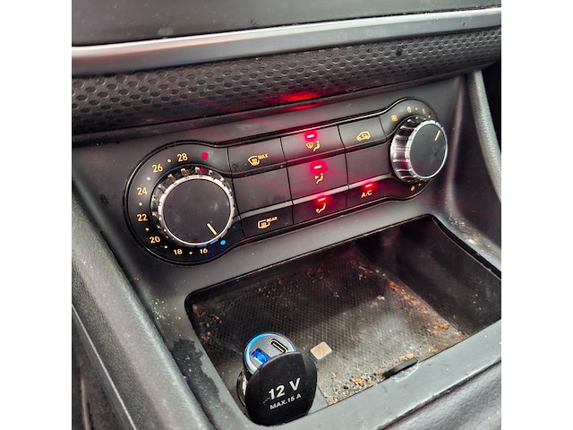 Personenauto, mercedes-benz, a-klasse, 160 business, 2016 - afbeelding 16 van  41