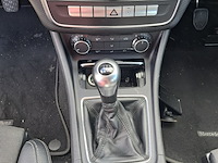 Personenauto, mercedes-benz, a-klasse, 180 d blueefficiency ambition, 2016 - afbeelding 2 van  17